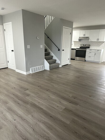 Building Photo - 4327 Arlington Cir