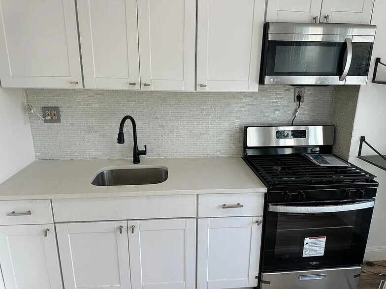 Building Photo - 8412 130th St