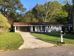 Building Photo - Charming 3BR House in Atlanta
