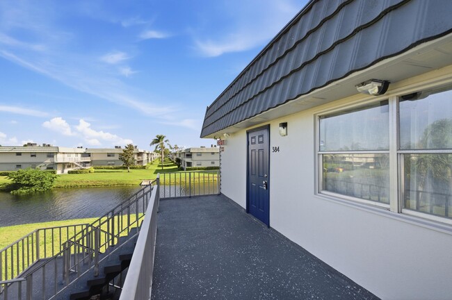 Building Photo - 384 Saxony Trail