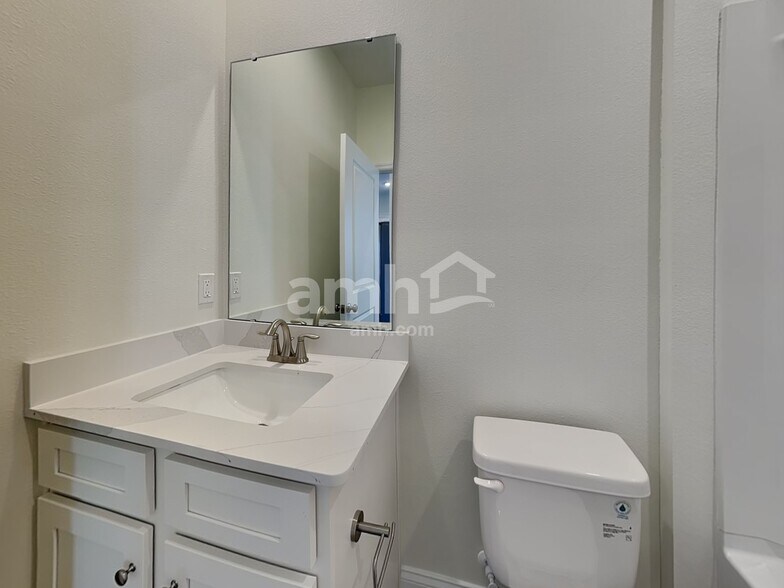 Building Photo - 16356 Willo Pines Ln