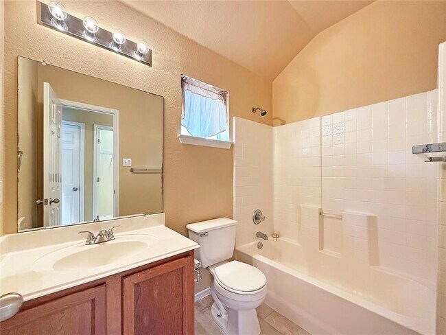 Building Photo - 1412 Muddy Waters Dr