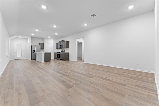 Building Photo - 1018 Stones Throw Dr
