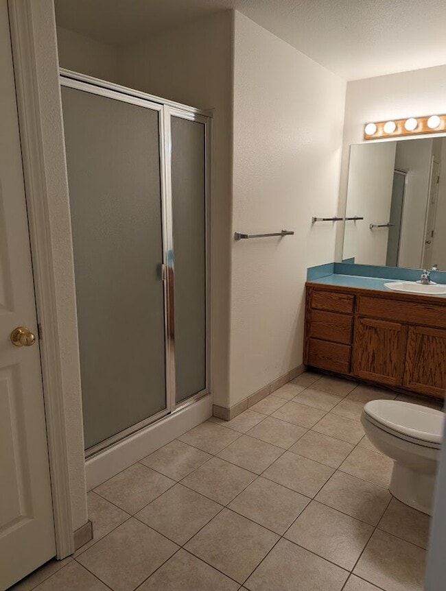 Building Photo - Beautiful Condo in Quiet Neighborhood - Small Pet Allowed