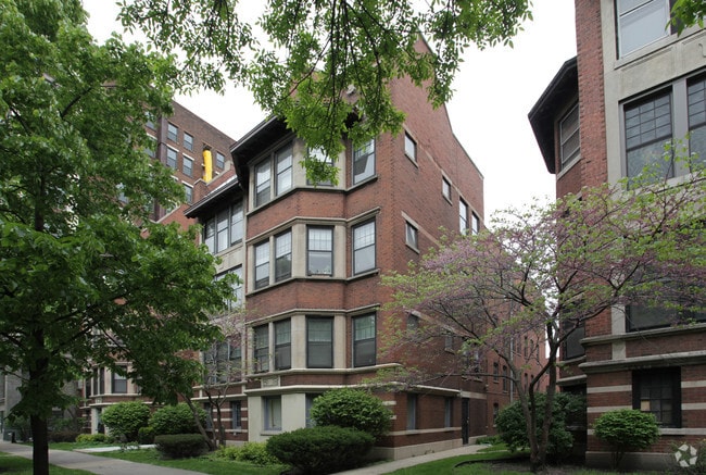 5325 S Hyde Park Blvd - 5325 S. Hyde Park Boulevard