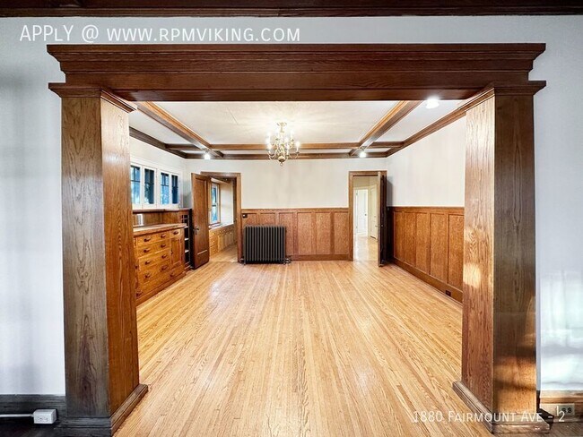 Building Photo - 3Br with Sun room or 4Br 2ba. ~ Flexible T...
