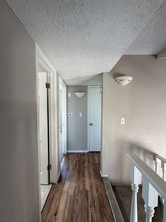 Building Photo - 11708 Sierra Azul Dr