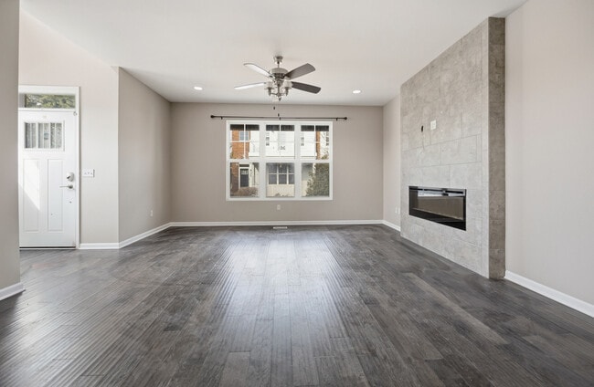 Building Photo - 901 Times Square Dr