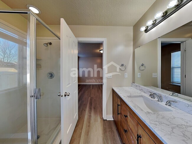 Building Photo - 5129 W Amber Rose Ln