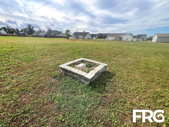 Building Photo - 313 N Landing Dr