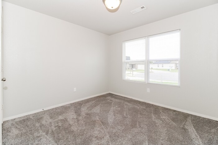 Building Photo - 12204 Wahoo Dr