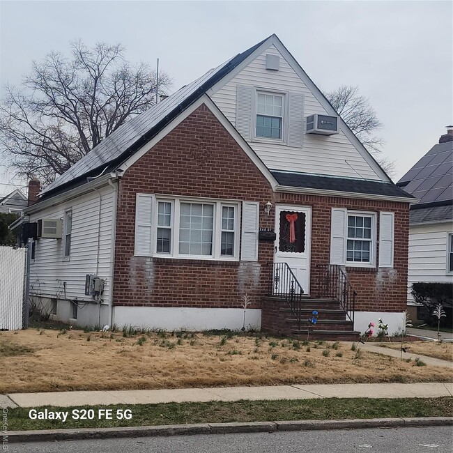 Building Photo - 246-07 87th Ave