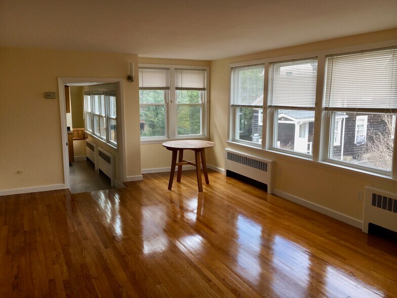 Sun filled great room - 26 Grove St