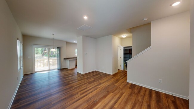 Building Photo - UPCOMING 4 bed/2.5 bath home in Salisbury
