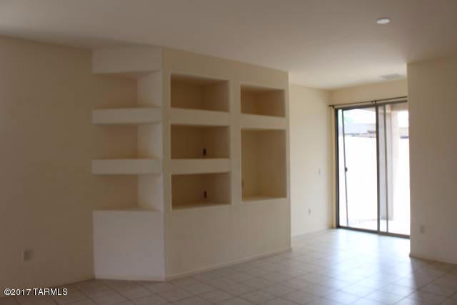 Building Photo - 5490 N Little River Ln
