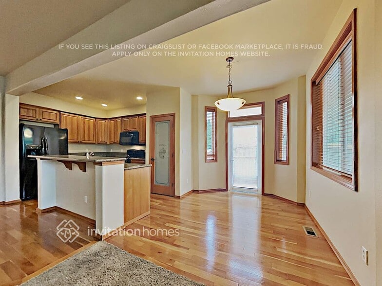 Building Photo - 1717 Weaver Way