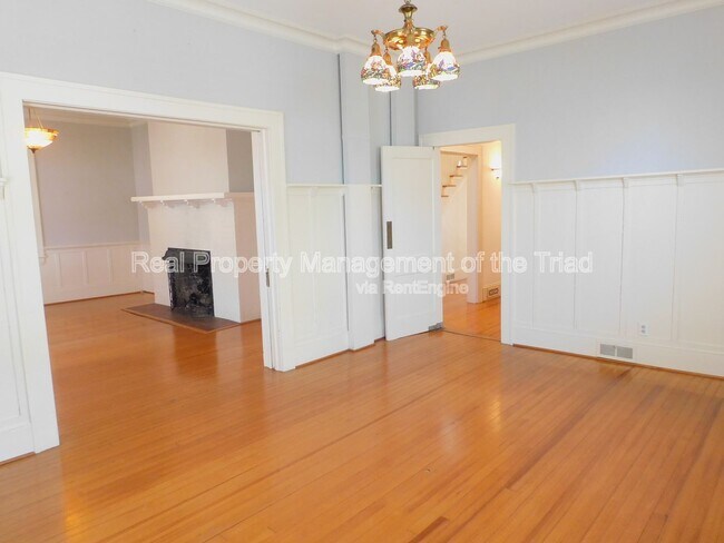 Building Photo - 1224 Glade St NW