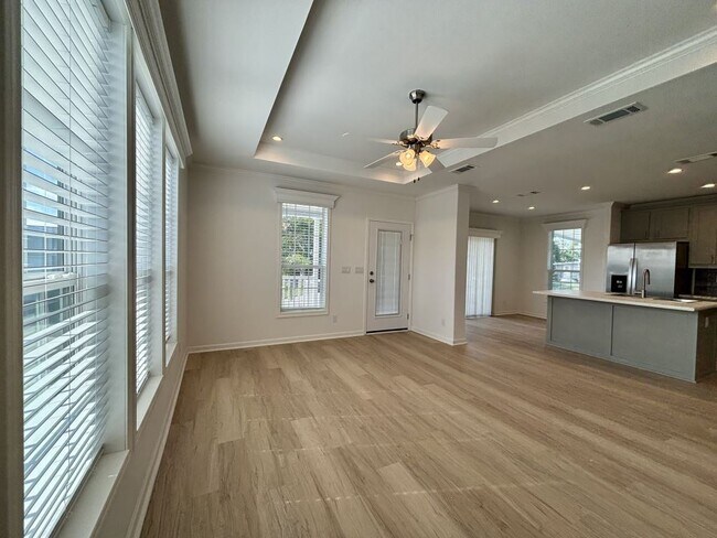 Building Photo - 6980 41st Ave N