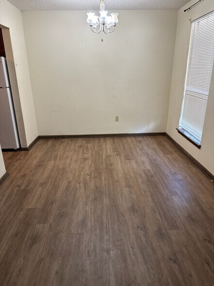 Building Photo - 3030 Congress Blvd