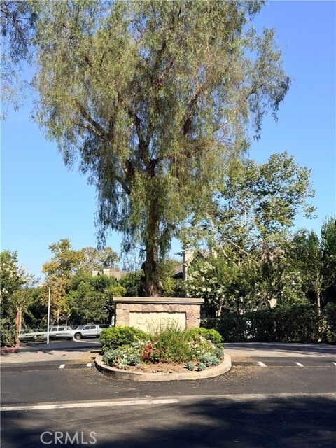 Building Photo - 23 Tulare Dr