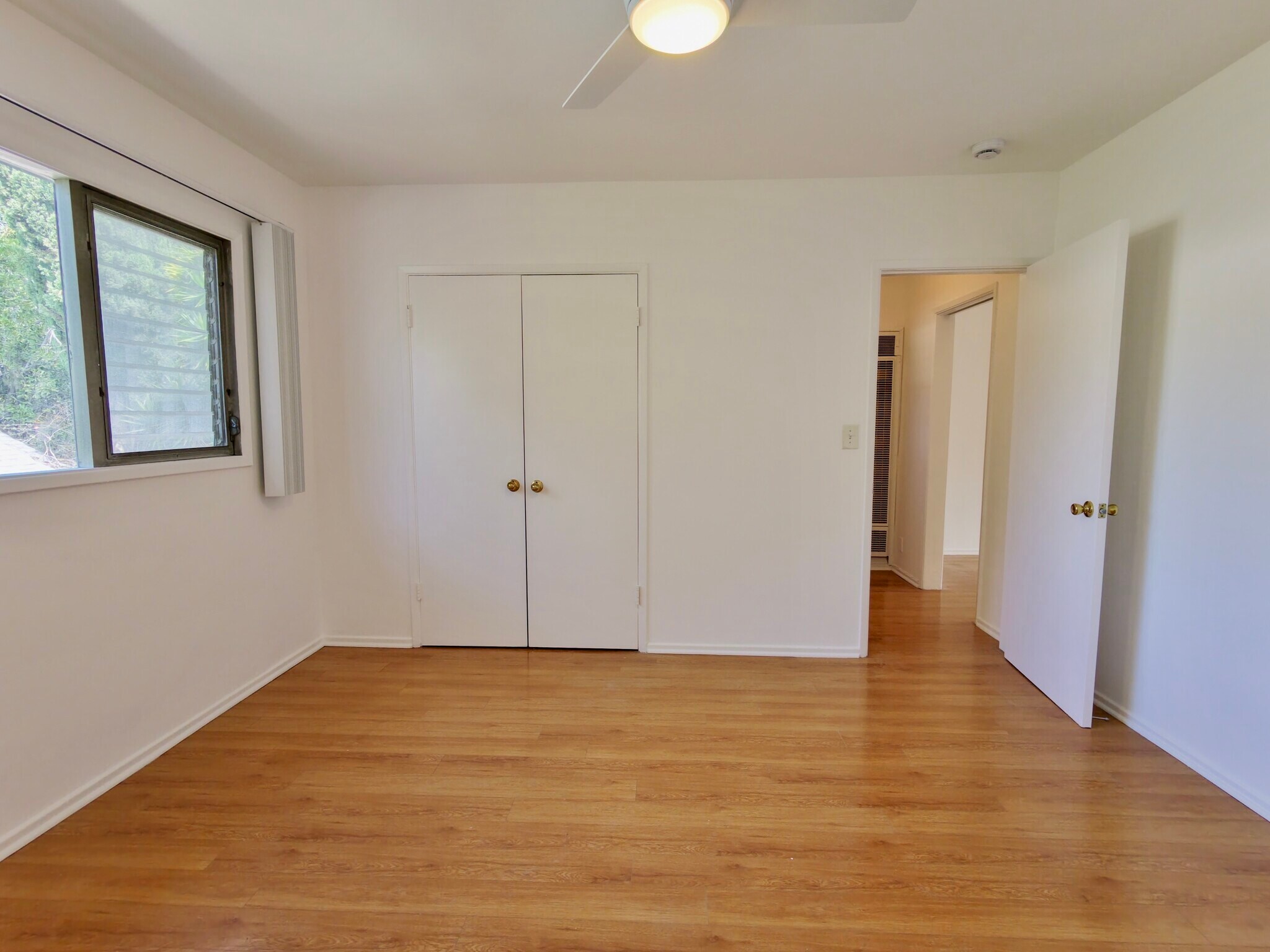 Building Photo - 919 N Orange Grove Ave