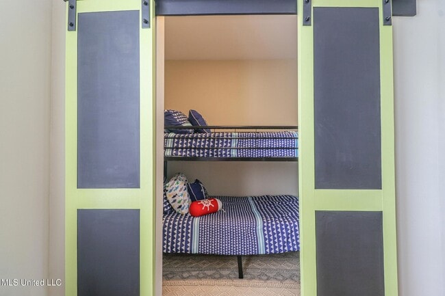 Building Photo - 145 St Francis St