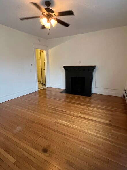 Building Photo - 144 Claremont Ave