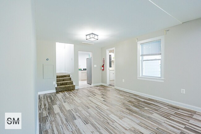 Building Photo - 9615 51st Ave