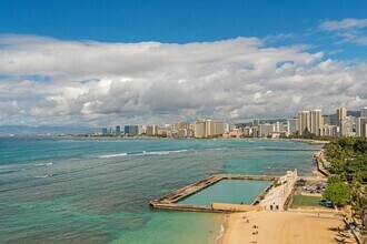 Building Photo - Furnished Oceanfront Studio at the Iconic ...