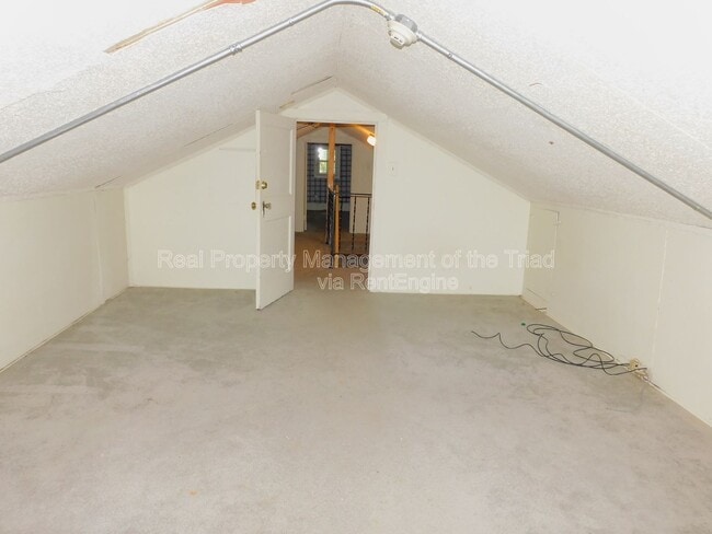 Building Photo - 4619 McKnight Mill Rd