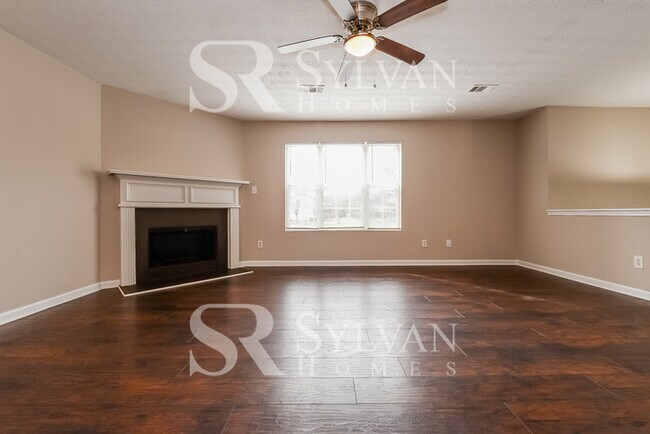 Building Photo - 2053 Oak Terrace Dr SE