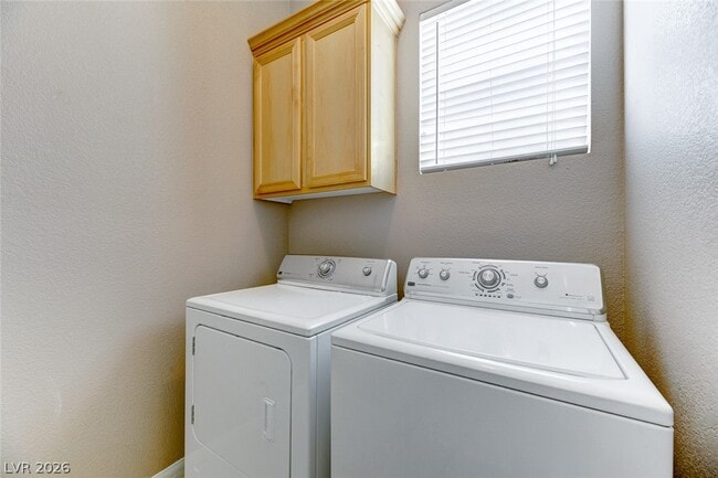 Building Photo - 10289 Green Orchard Ct