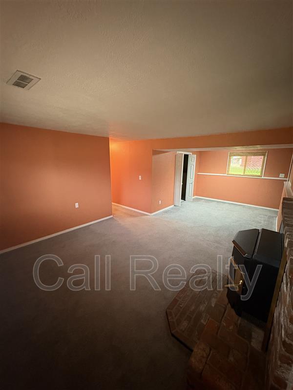 Building Photo - 309 N Mayhew Rd