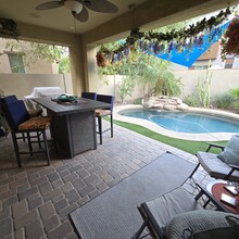 Building Photo - 280 E Indigo Dr