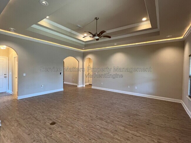 Building Photo - 4233 S Cambridge Way