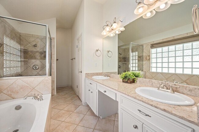 Building Photo - 30117 Hacienda Ln