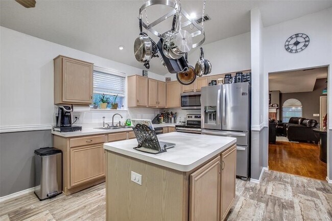 Building Photo - 1309 Aspen Ln