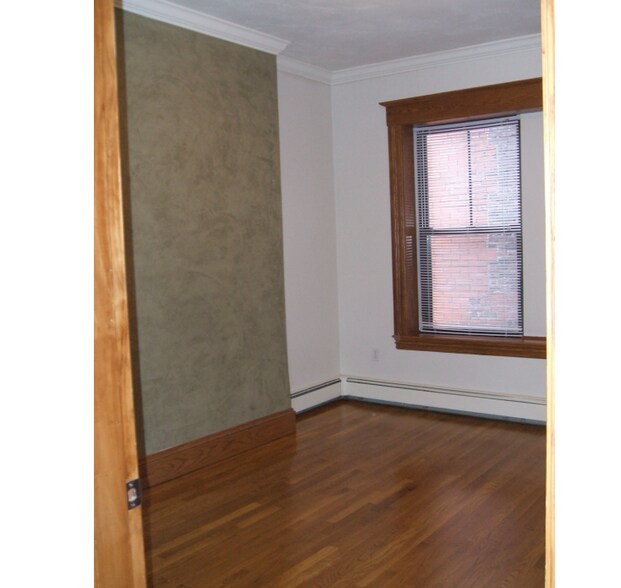 Building Photo - 13 Worcester St