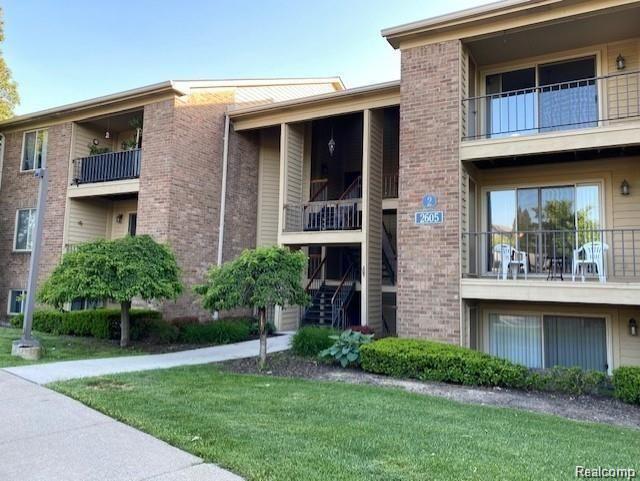 Primary Photo - 2605 Greenstone Blvd