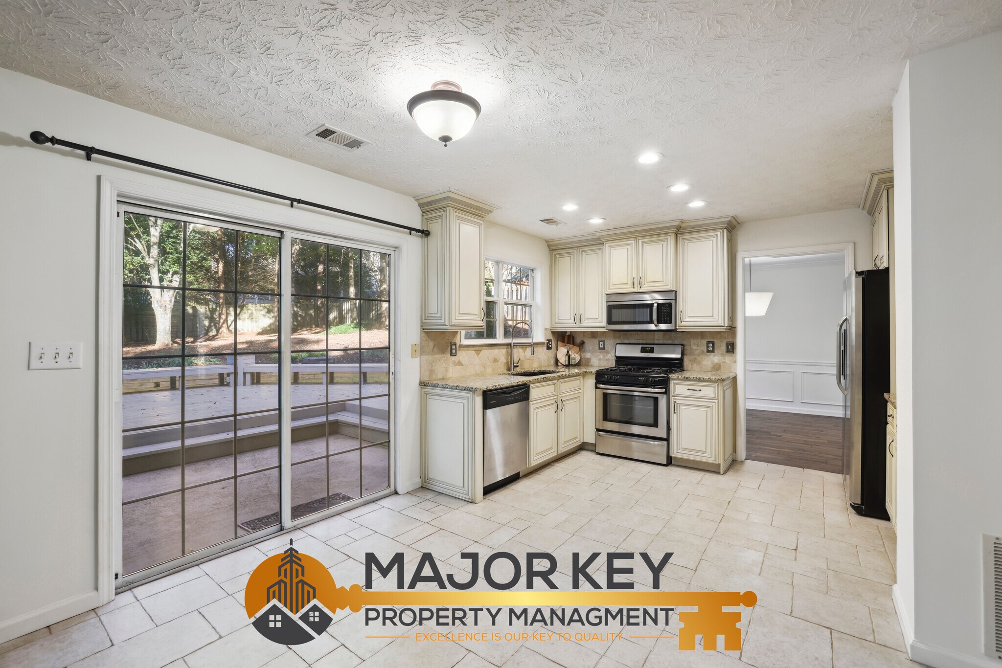 Building Photo - 1620 Midland Ct