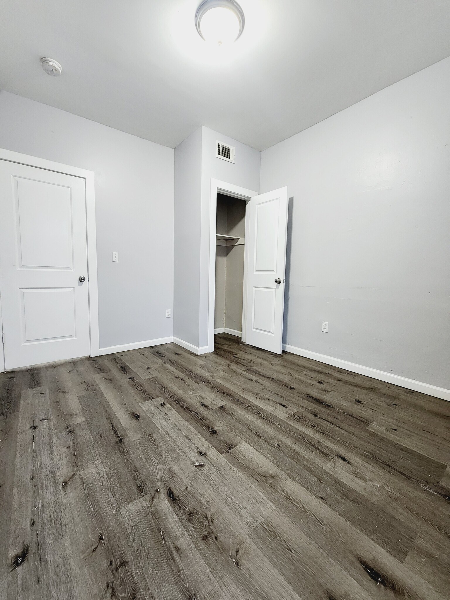 122 Wade St 3 - 126 Wade St