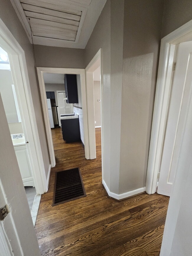 Building Photo - Florissant 3-Bedroom Rental – Affordable & Move-In Ready