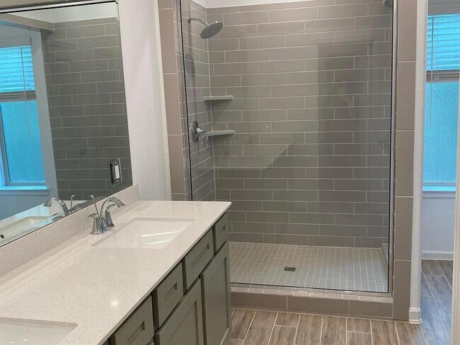 Building Photo - 555 Dry Fork Ln