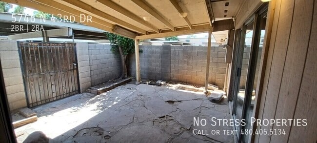 Building Photo - 5746 N 43rd Dr