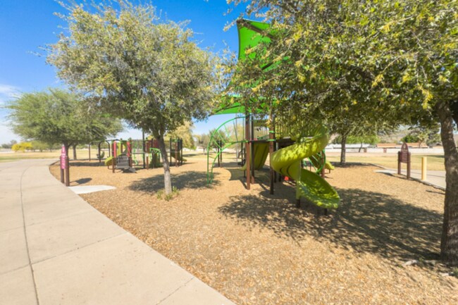 Building Photo - 3Bed/2Bath House at Cactus/ 39thAve! Ready for Immediate Move-In! -- NO HOA! FULLY REMODELED!