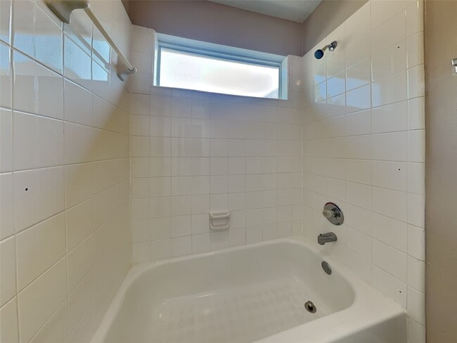 Building Photo - 2311 Daneswood Ct