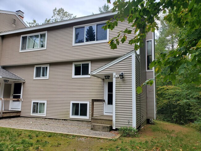 Building Photo - 48 Orris Rd