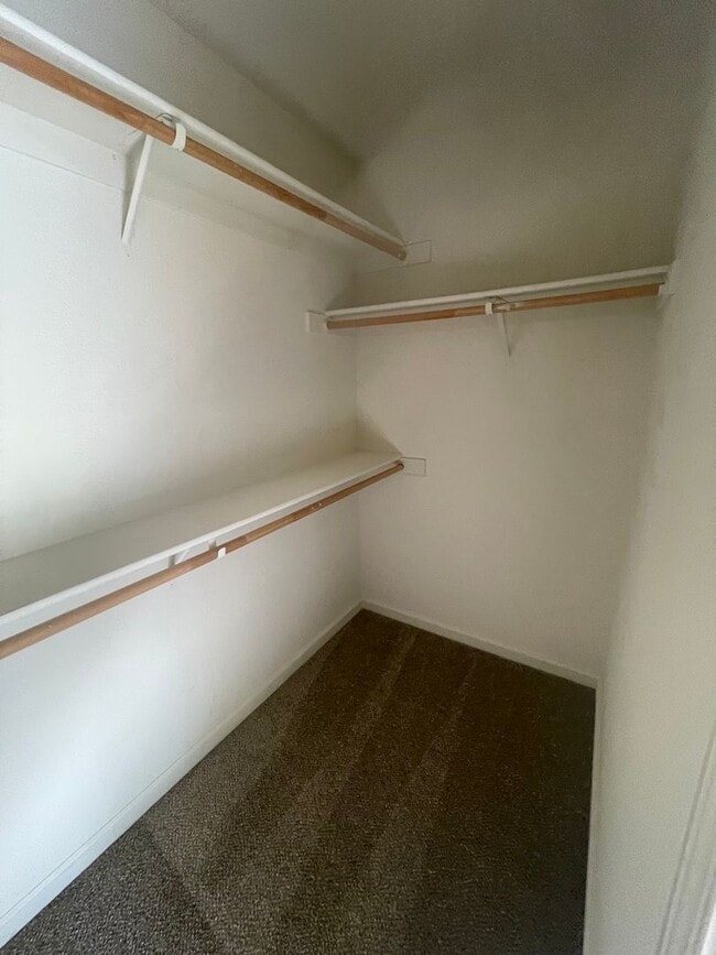 Building Photo - Available Now!! 3-Bedroom, 2-Bathroom Home...