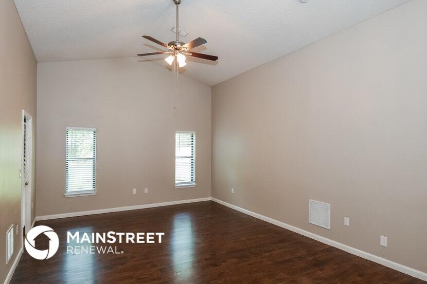 Building Photo - 8306 Longspur Ave