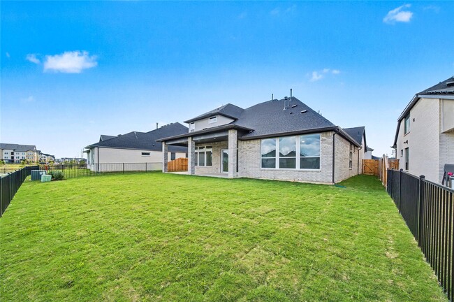 Building Photo - 5623 Logan Ridge Ln